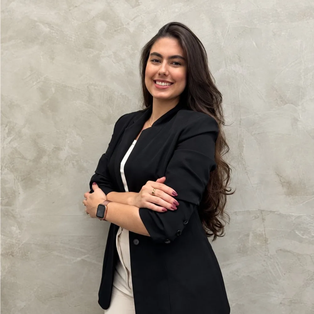 Dra. Carla Maximiano, advogada para igrejas e organizações religiosas